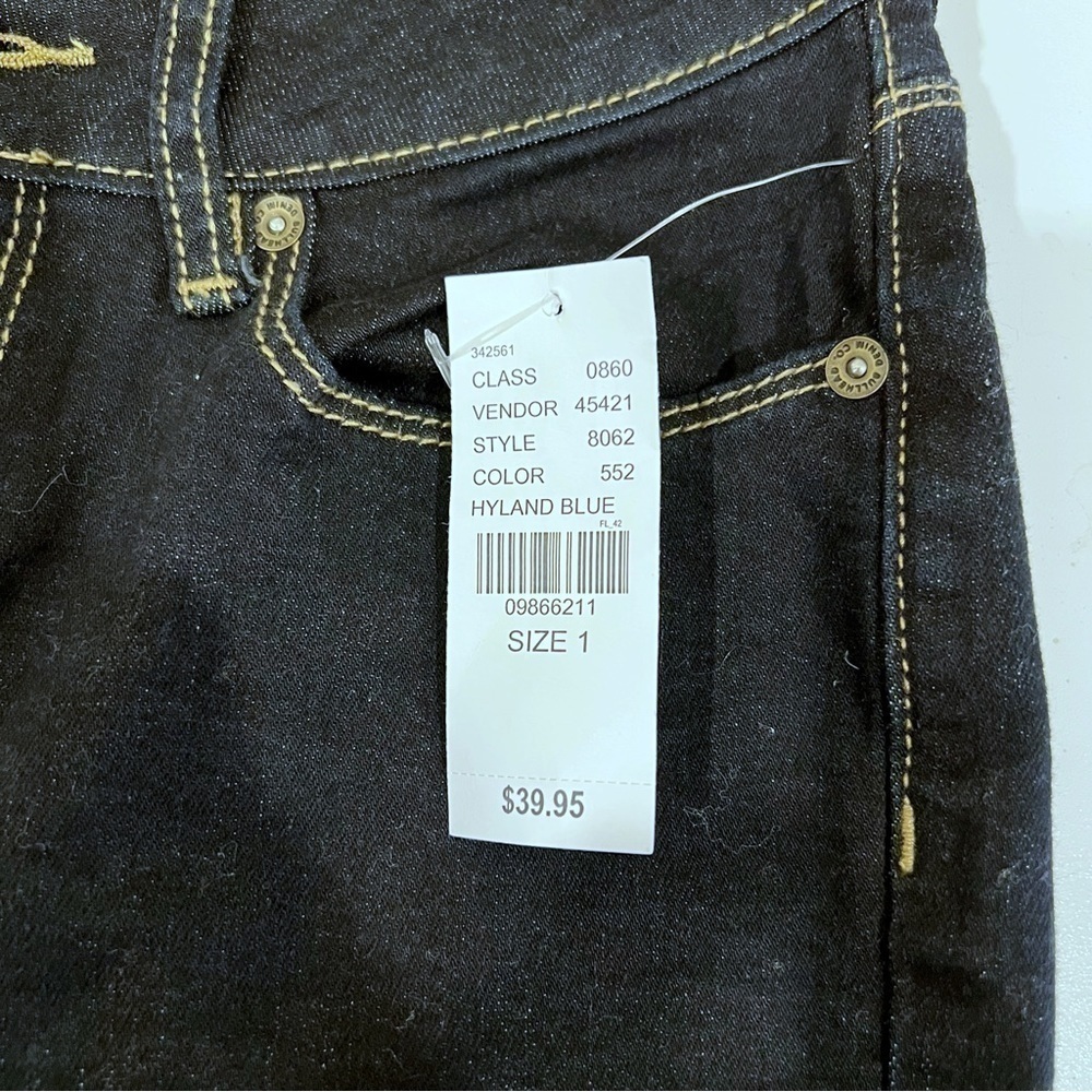 Bullhead Low Rise Skinny Blue Jean - Picture 10 of 11